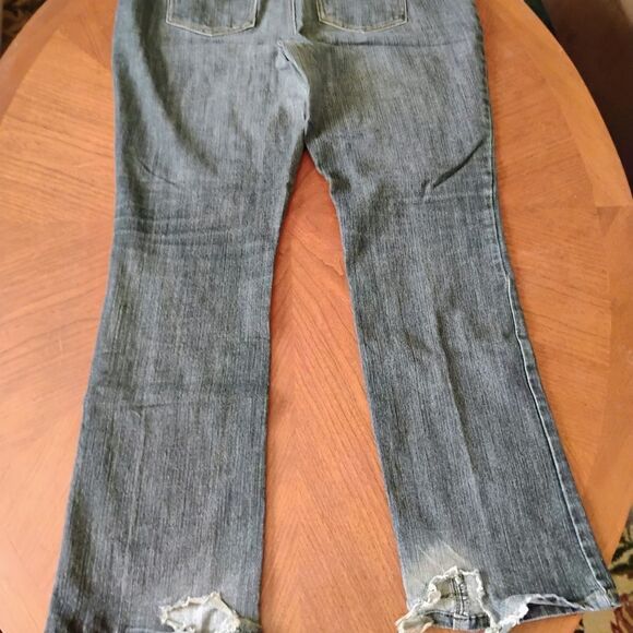 Yuva Blue Denim Jeans - Size: 16          (1035) - Picture 3 of 5